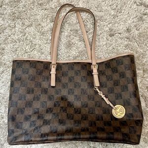 Micheal Kors Checkerboard large leather tote bag